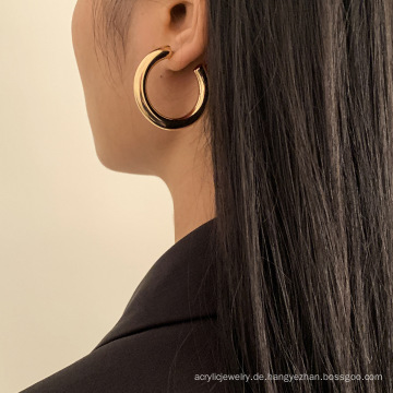 Einfache C-förmige geometrische kalte Windohrringe, personalisierte schwere Industrie-Halbkreis-Business-Ohrringe Frauen